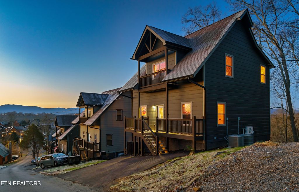 Photo of 2127 Eagle Feather Drive, Sevierville, TN 37876 (MLS # 1316637)