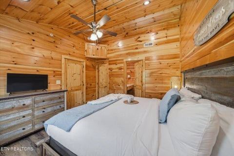 Tiny photo for 2933 Fiddlers Creek Way, Pigeon Forge, TN 37863 (MLS # 1356135)