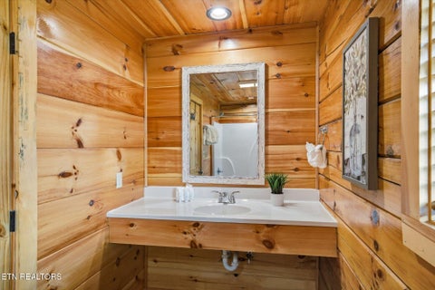 Tiny photo for 2933 Fiddlers Creek Way, Pigeon Forge, TN 37863 (MLS # 1356135)