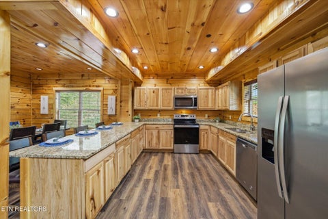 Tiny photo for 2933 Fiddlers Creek Way, Pigeon Forge, TN 37863 (MLS # 1356135)