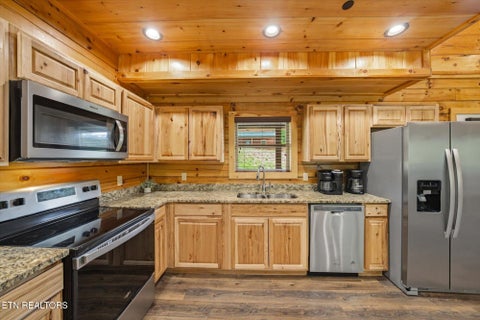 Tiny photo for 2933 Fiddlers Creek Way, Pigeon Forge, TN 37863 (MLS # 1356135)