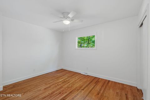 Tiny photo for 987 Ponder Rd, Knoxville, TN 37923 (MLS # 1341283)