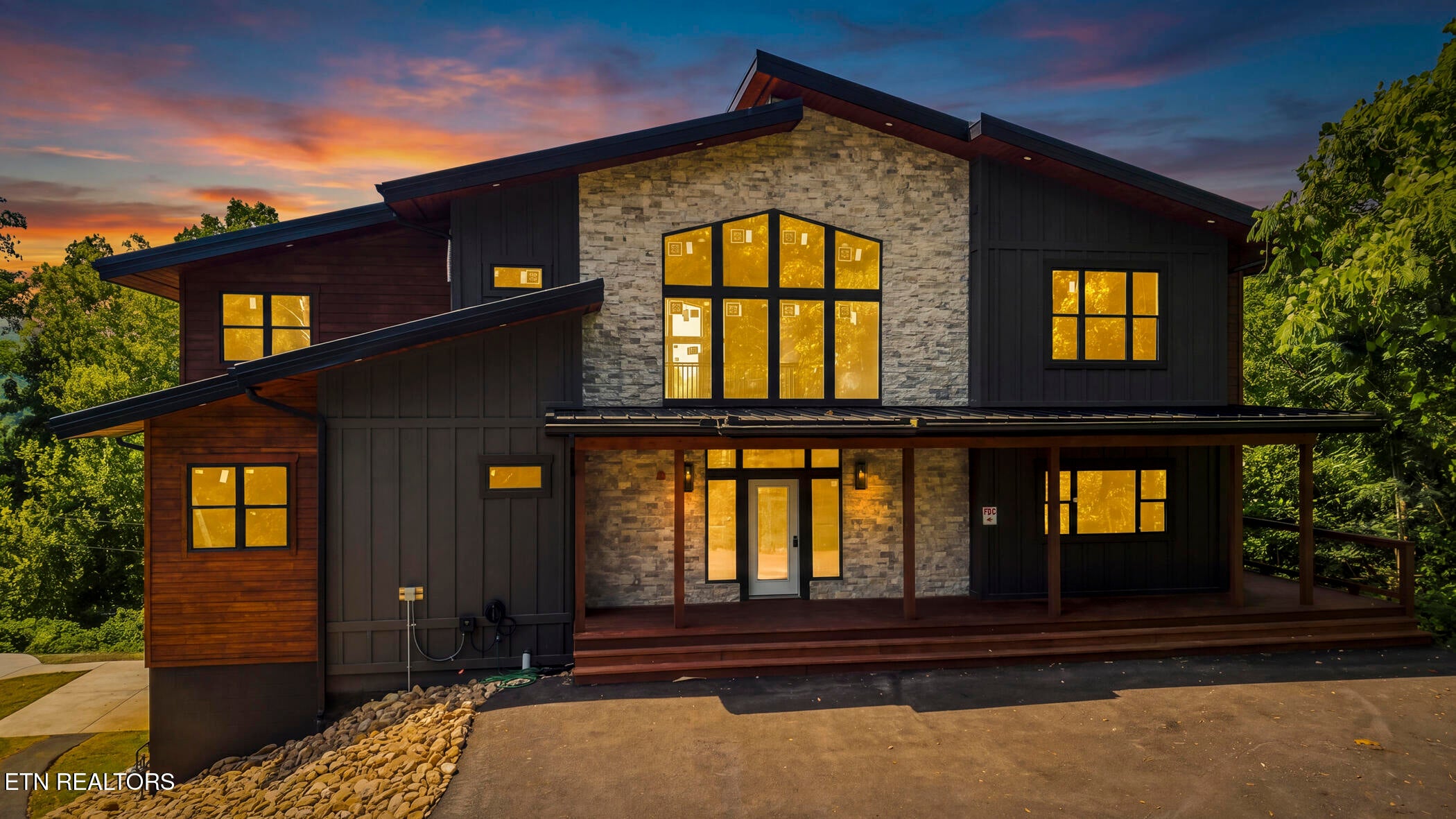 245 Brownsridge Rd