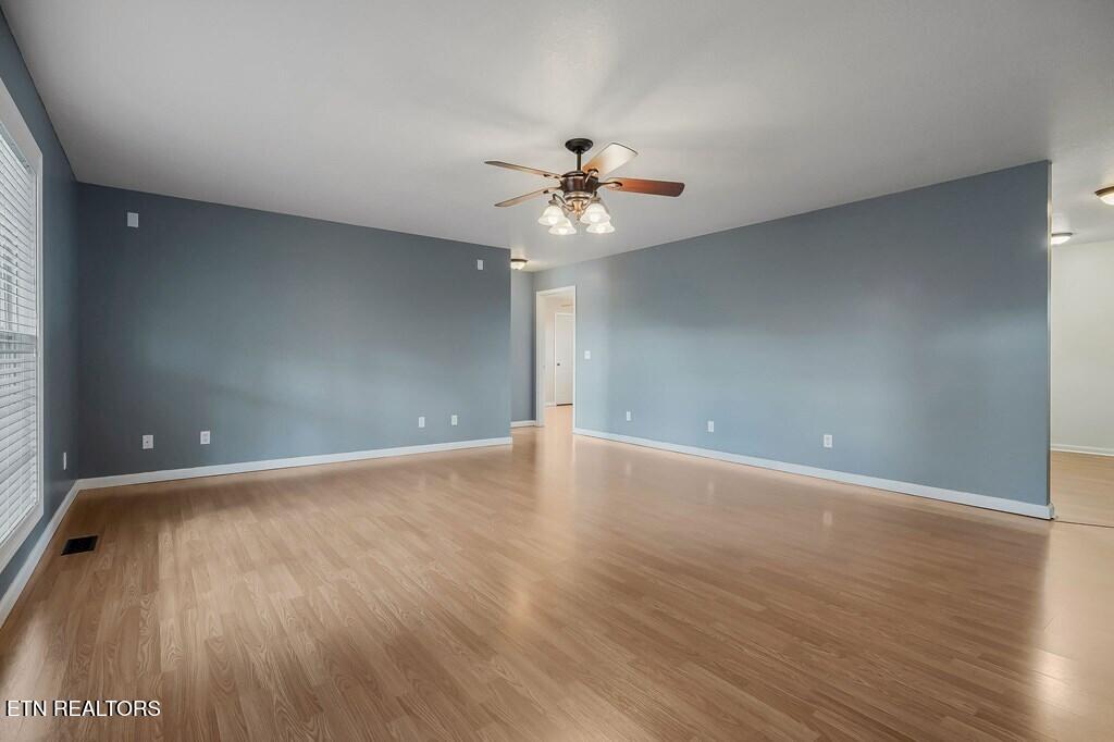 1520 Hawkins Crawford Rd