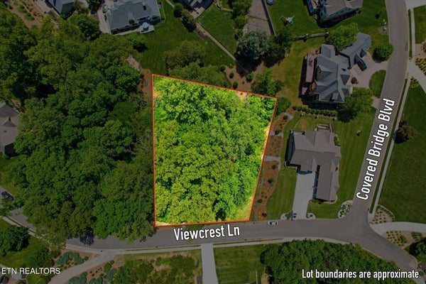 2221 VIEWCREST LN, KNOXVILLE, TN 37932 - Image 82a6fdf35289f34c29e8aec34b8e8325/1812136753