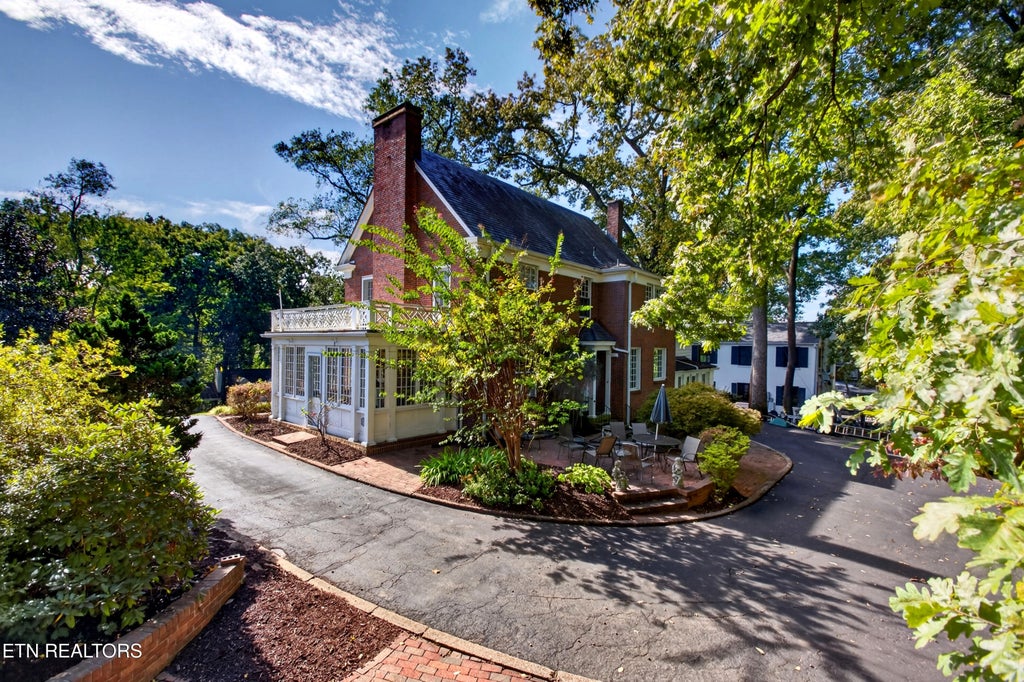 Photo of 4063 Alta Vista Way, Knoxville, TN 37919 (MLS # 1358896)