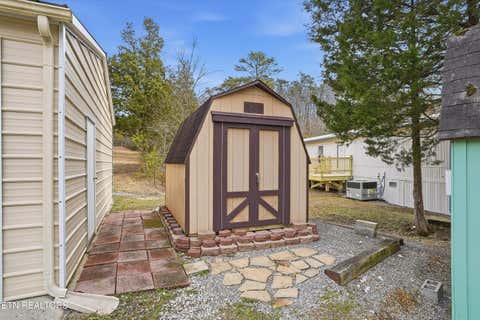 Tiny photo for 1530 Tom Mccall Rd, Maryville, TN 37801 (MLS # 1349759)