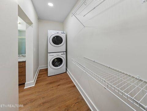 Tiny photo for 202 W Anderson Ave #202, Knoxville, TN 37917 (MLS # 1327030)