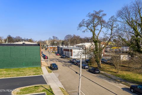 Tiny photo for 202 W Anderson Ave #202, Knoxville, TN 37917 (MLS # 1327030)