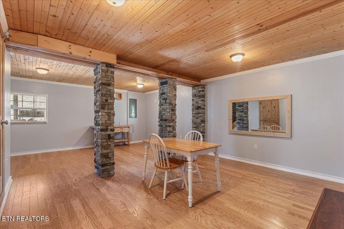1736 Rafter Road