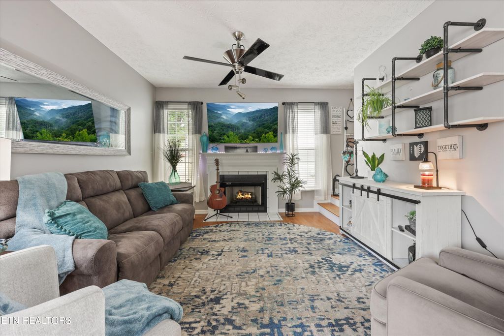 Photo of 819 Paxton Drive, Knoxville, TN 37918 (MLS # 1336954)