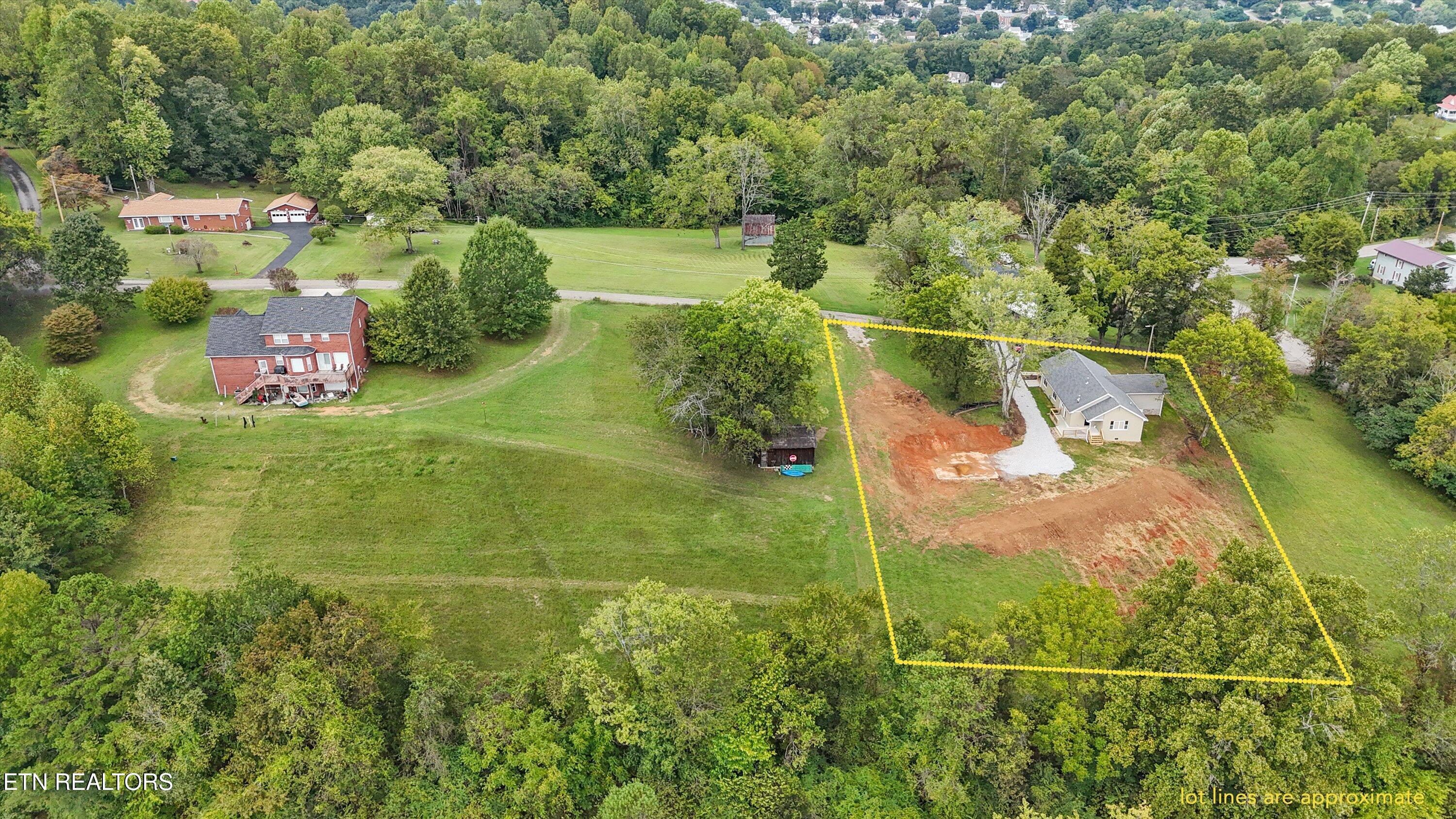 790 & 800 Hilltop Drive