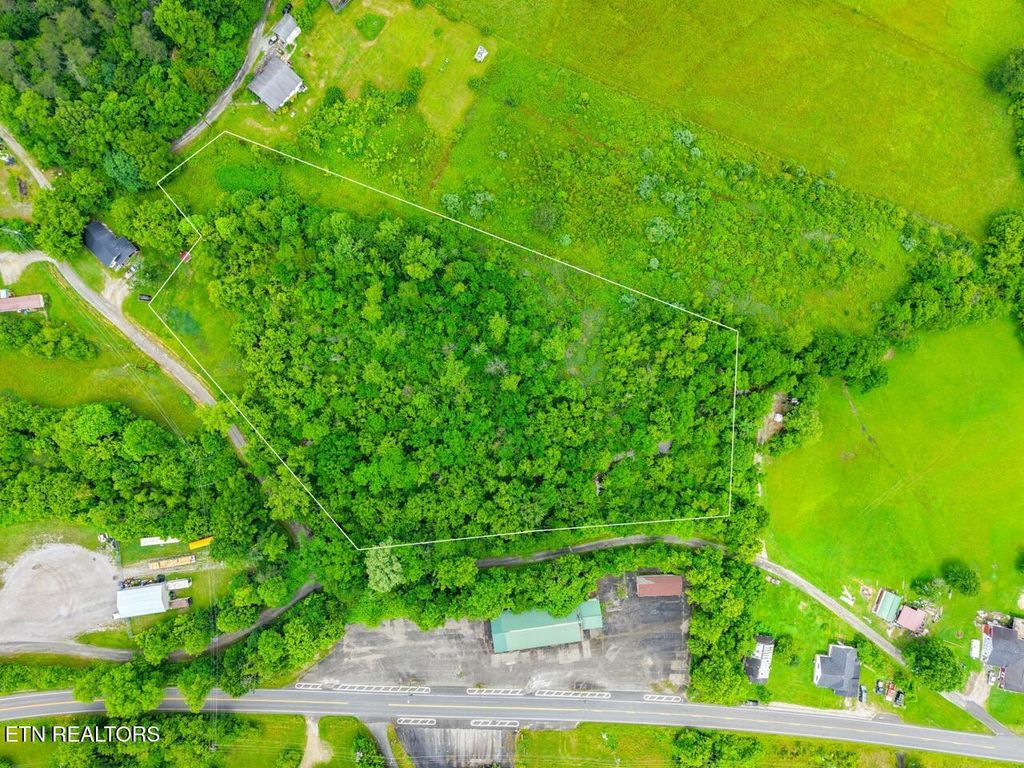 Photo of Creekmore Lane, Jellico, TN 37762 (MLS # 1302707)