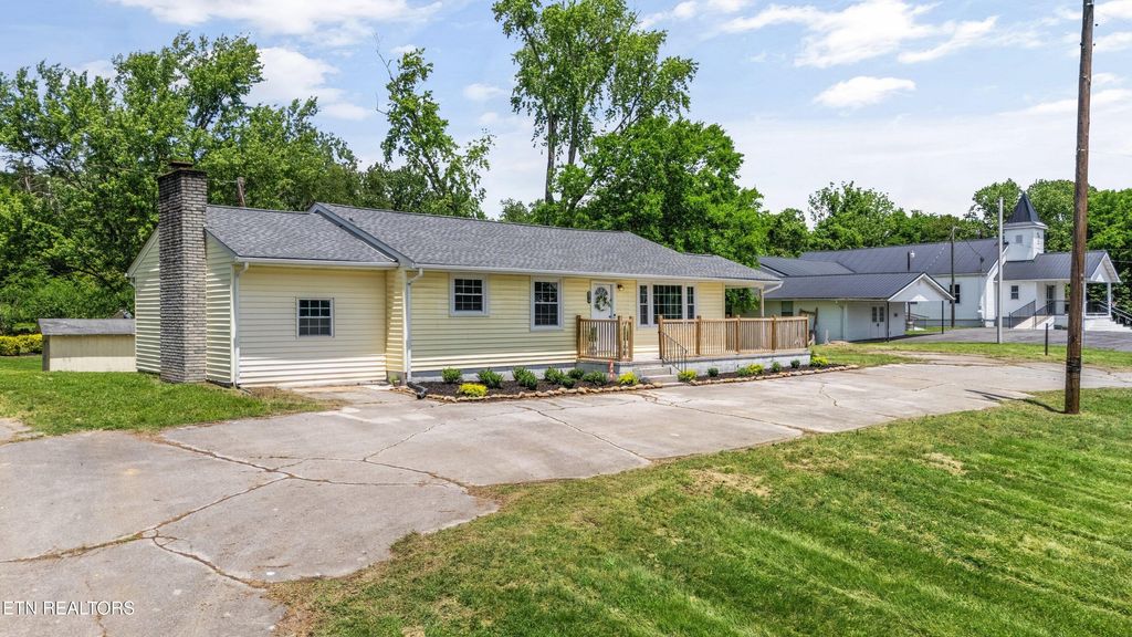 Photo of 8519 Old Rutledge Pike Pike, Knoxville, TN 37924 (MLS # 1325203)