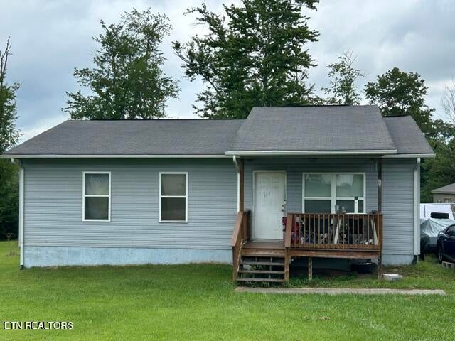 Photo of 510 Iris Circle, Crossville, TN 38555 (MLS # 1350937)