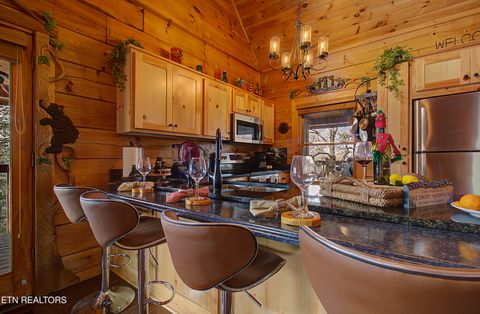 Tiny photo for 919 Buck Way, Sevierville, TN 37876 (MLS # 1317356)
