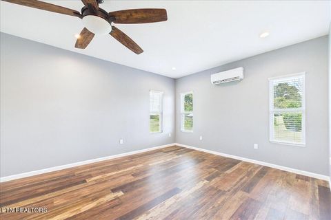 Tiny photo for 357 County Road 520, Englewood, TN 37329 (MLS # 1347363)