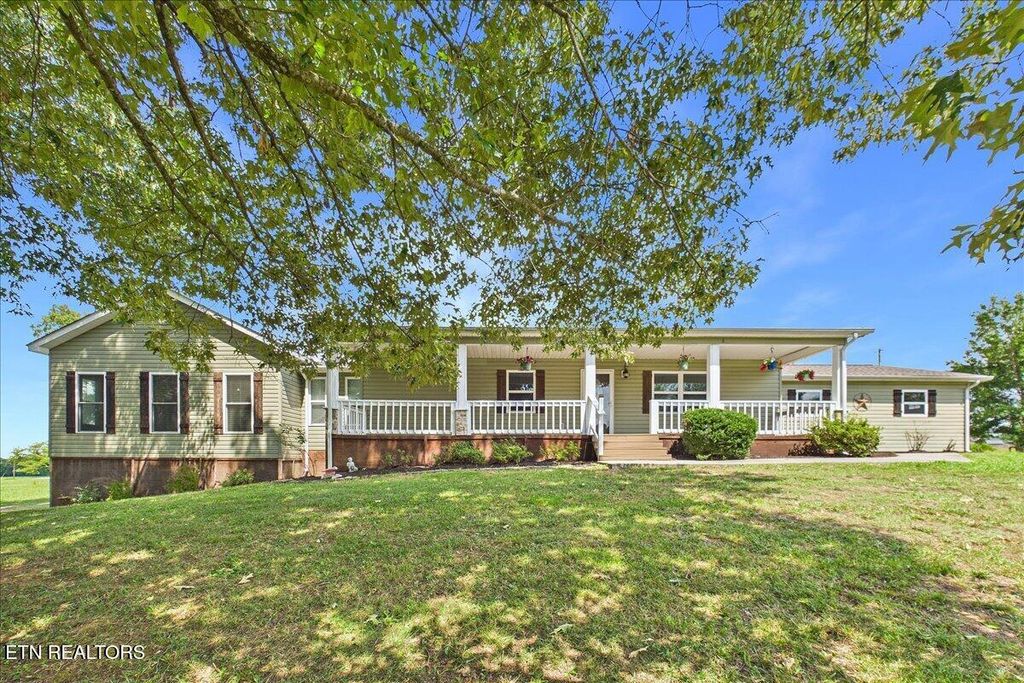 Photo of 357 County Road 520, Englewood, TN 37329 (MLS # 1347363)