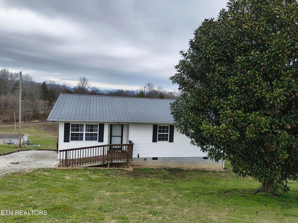 Photo of 139 Kenzie Lane, LaFollette, TN 37766 (MLS # 1327338)