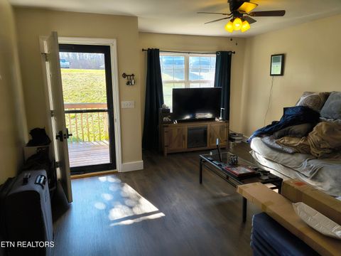 Tiny photo for 139 Kenzie Lane, LaFollette, TN 37766 (MLS # 1327338)