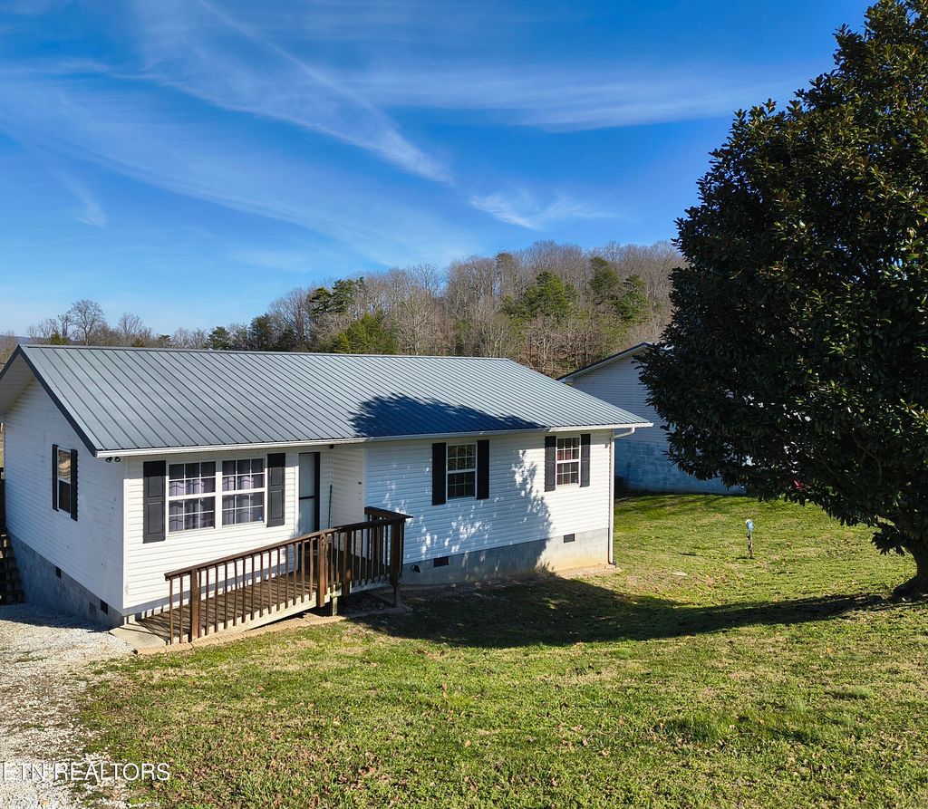 Photo of 139 Kenzie Lane, LaFollette, TN 37766 (MLS # 1327338)