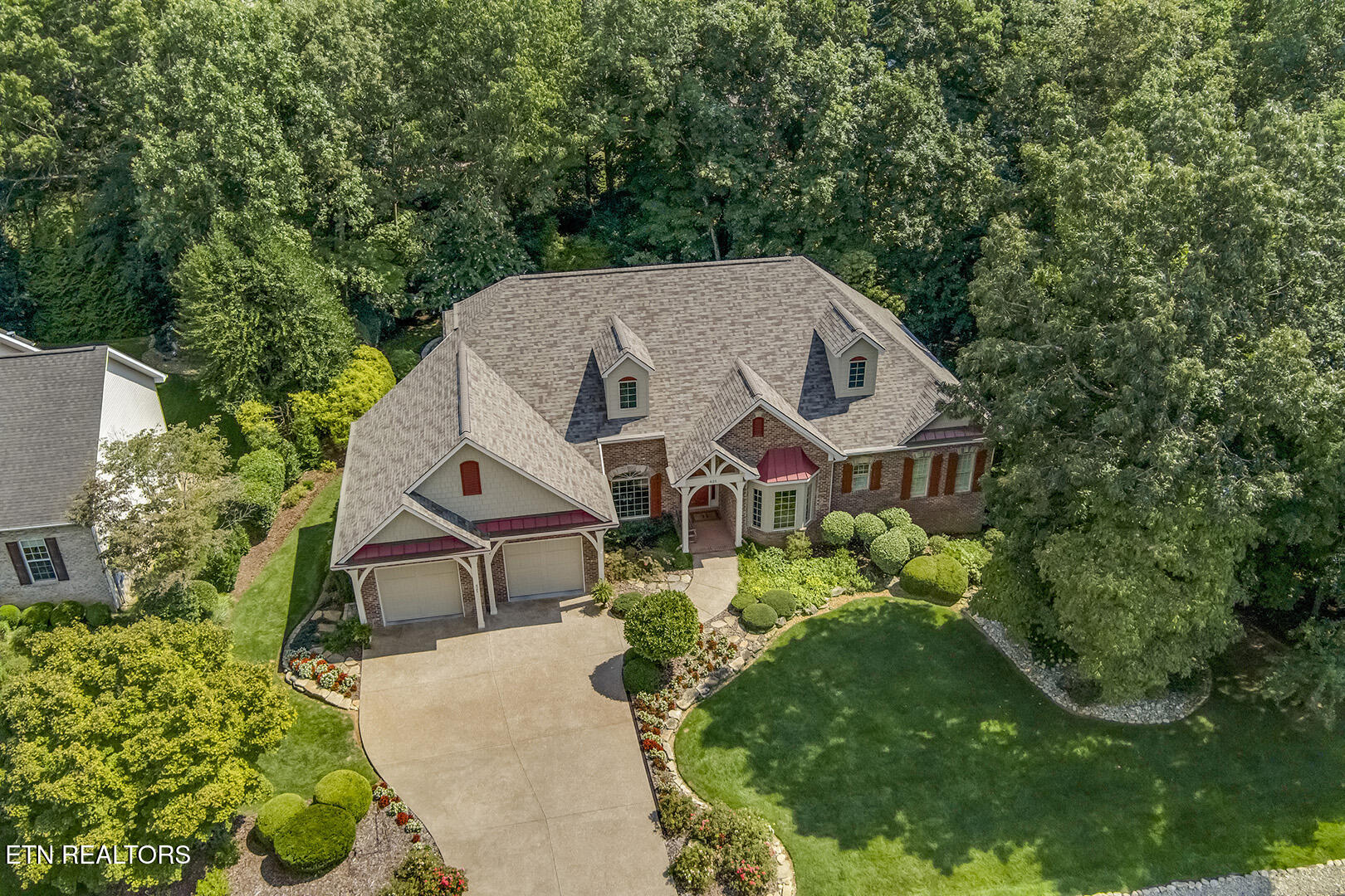 421 Cayuga Drive