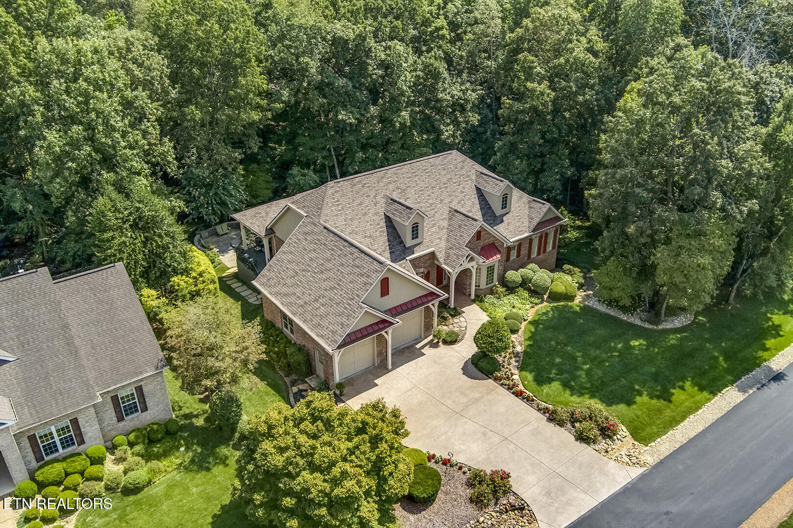 421 Cayuga Drive