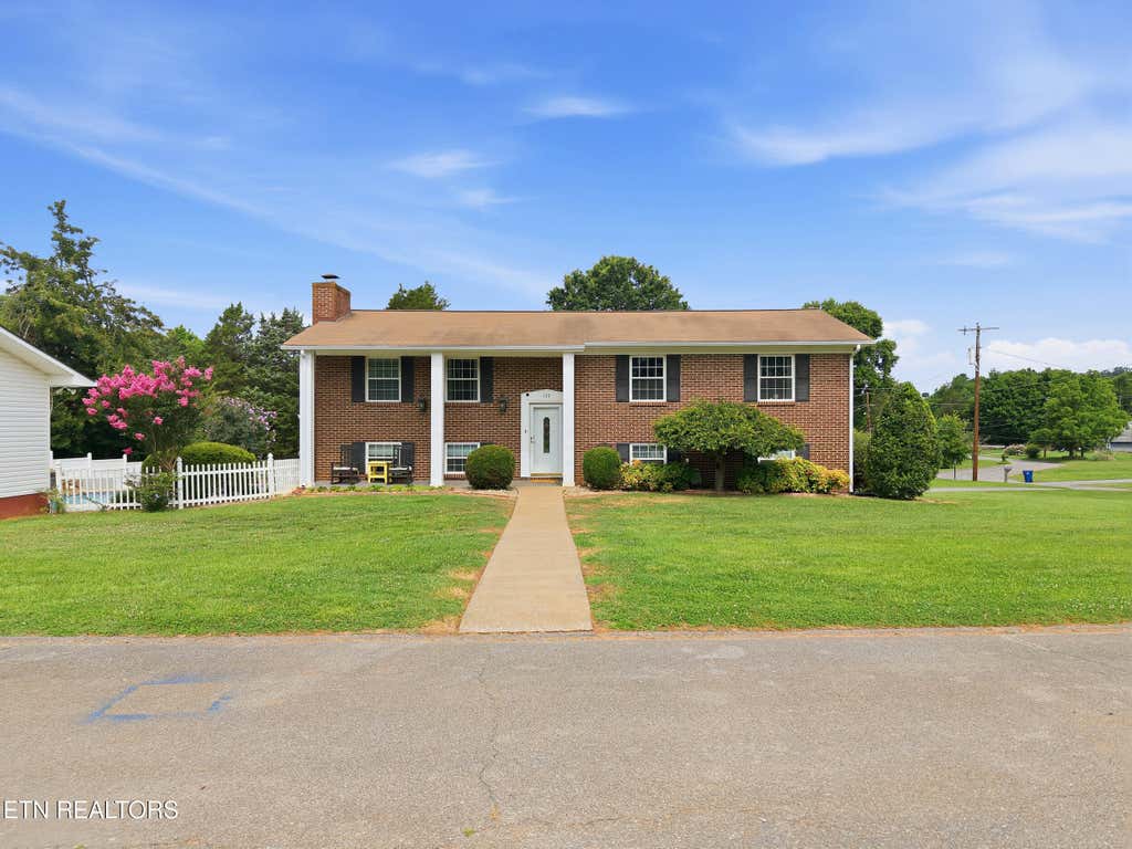 Photo of 135 Colonial Circle, Seymour, TN 37865 (MLS # 1345191)