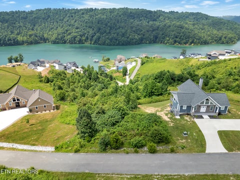 Photo of 98 Pinnacle Lane, LaFollette, TN 37766 (MLS # 1347836)
