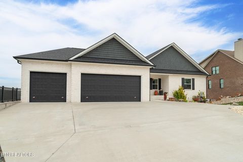 Tiny photo for 205 Waters Edge Way, Lenoir City, TN 37771 (MLS # 1332368)