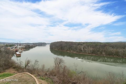 Tiny photo for 205 Waters Edge Way, Lenoir City, TN 37771 (MLS # 1332368)