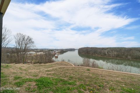 Tiny photo for 205 Waters Edge Way, Lenoir City, TN 37771 (MLS # 1332368)