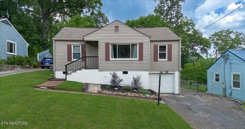Photo of 2104 N Park Blvd, Knoxville, TN 37917 (MLS # 1347667)