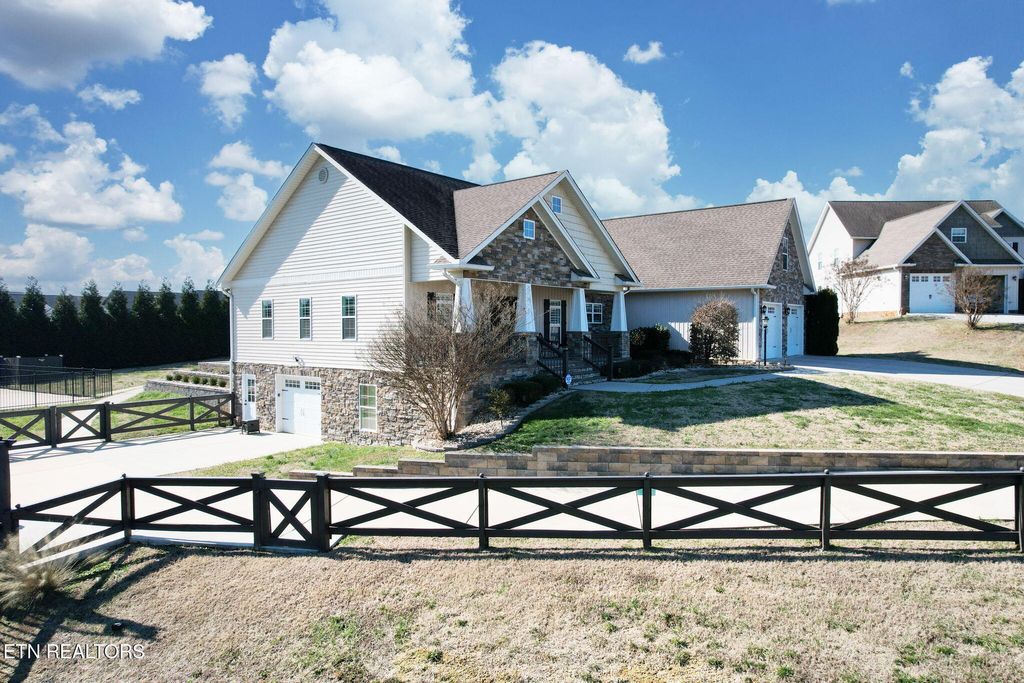Photo of 400 Chase Lane, Cleveland, TN 37323 (MLS # 1327977)