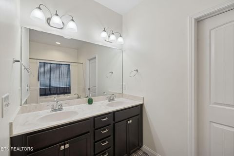 Tiny photo for 487 Broadberry Ave, Oak Ridge, TN 37830 (MLS # 1326377)