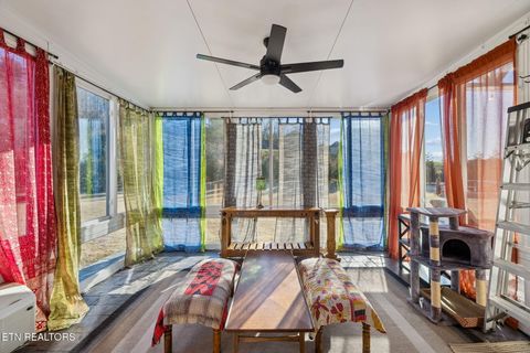 Tiny photo for 487 Broadberry Ave, Oak Ridge, TN 37830 (MLS # 1326377)