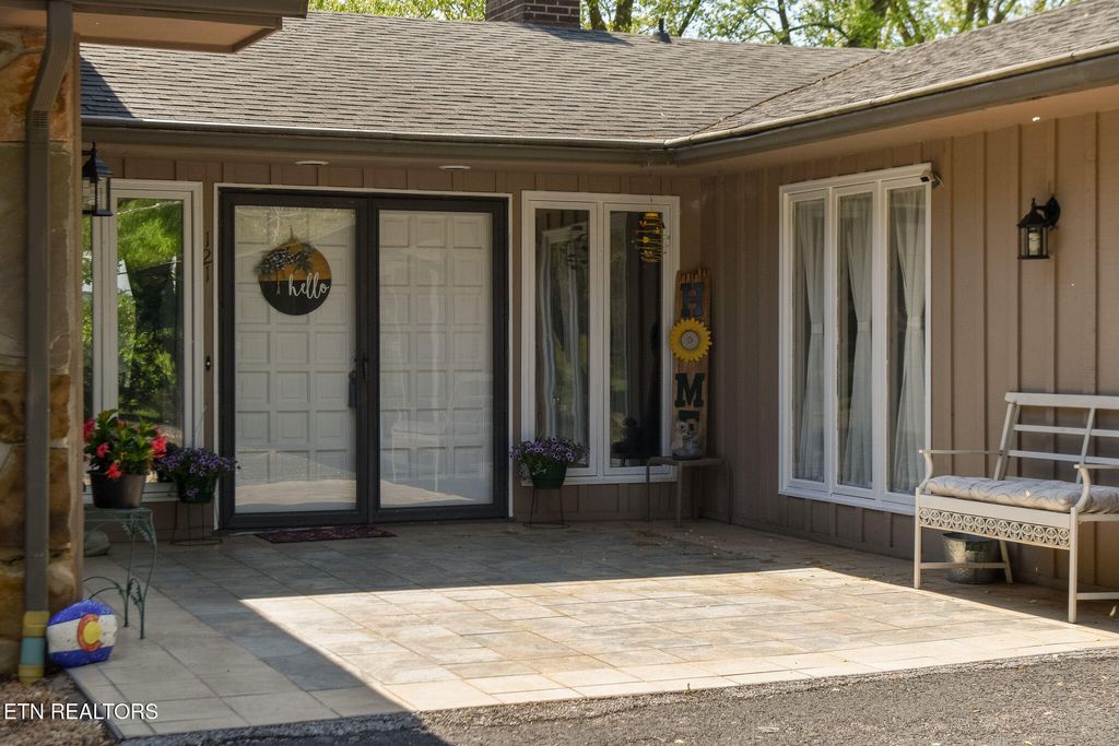 Photo of 121 Westcliff Drive, Harriman, TN 37748 (MLS # 1298765)