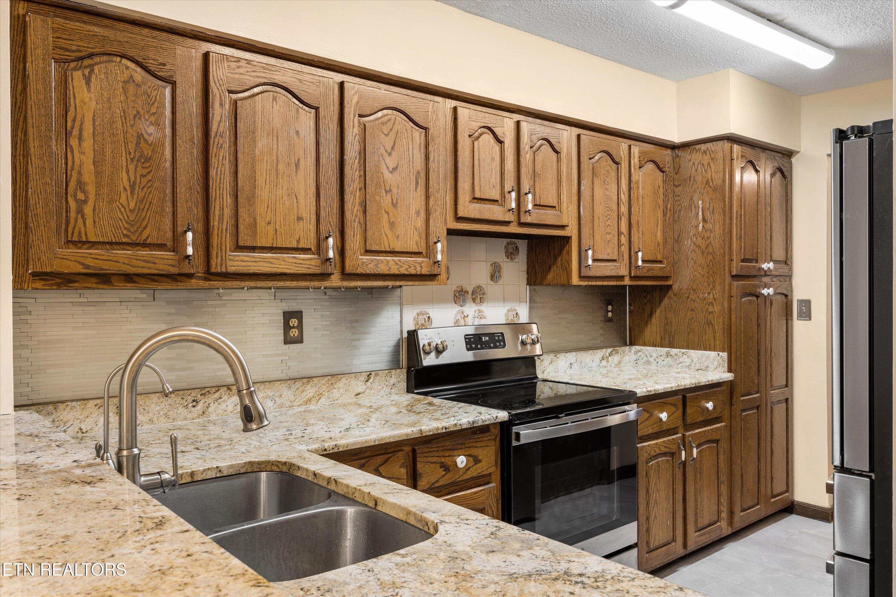 129 Pleasant Hill Rd