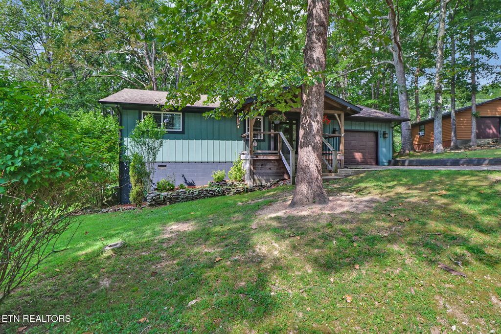 Photo of 106 Jasper Drive, Crossville, TN 38558 (MLS # 1332284)