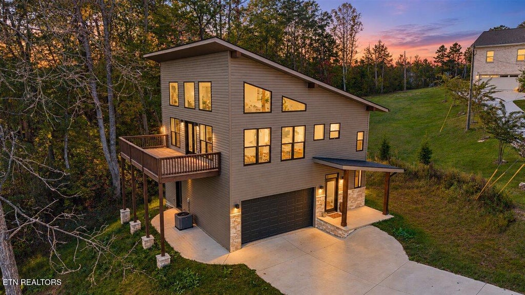 Photo of 120 Stem Lane, Clinton, TN 37716 (MLS # 1358750)