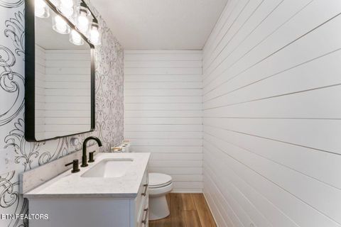 Tiny photo for 632 W Tri County Blvd, Oliver Springs, TN 37840 (MLS # 1327968)