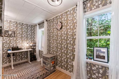 Tiny photo for 632 W Tri County Blvd, Oliver Springs, TN 37840 (MLS # 1327968)