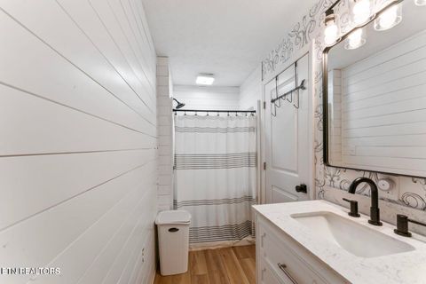 Tiny photo for 632 W Tri County Blvd, Oliver Springs, TN 37840 (MLS # 1327968)