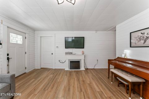 Tiny photo for 632 W Tri County Blvd, Oliver Springs, TN 37840 (MLS # 1327968)