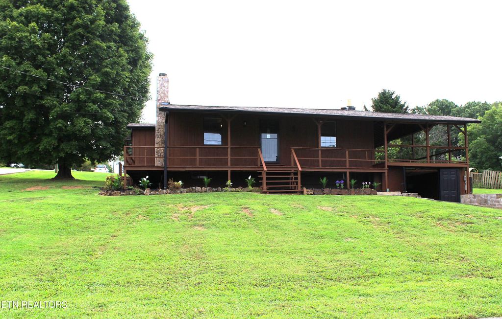 Photo of 301 Mahala Rd, Sweetwater, TN 37874 (MLS # 1312106)