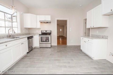 Tiny photo for 319 E Burwell Ave, Knoxville, TN 37917 (MLS # 1332173)