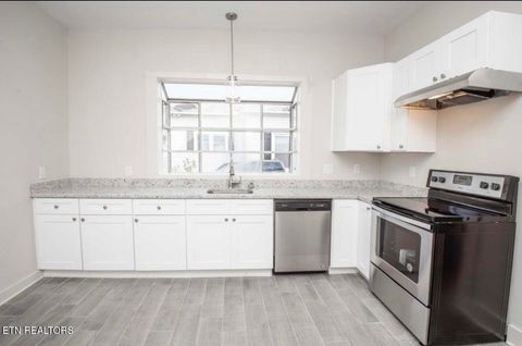 Tiny photo for 319 E Burwell Ave, Knoxville, TN 37917 (MLS # 1332173)