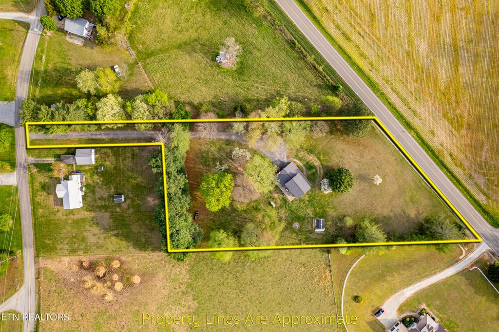 Photo of 851 New Macedonia Rd, Loudon, TN 37774 (MLS # 1335685)