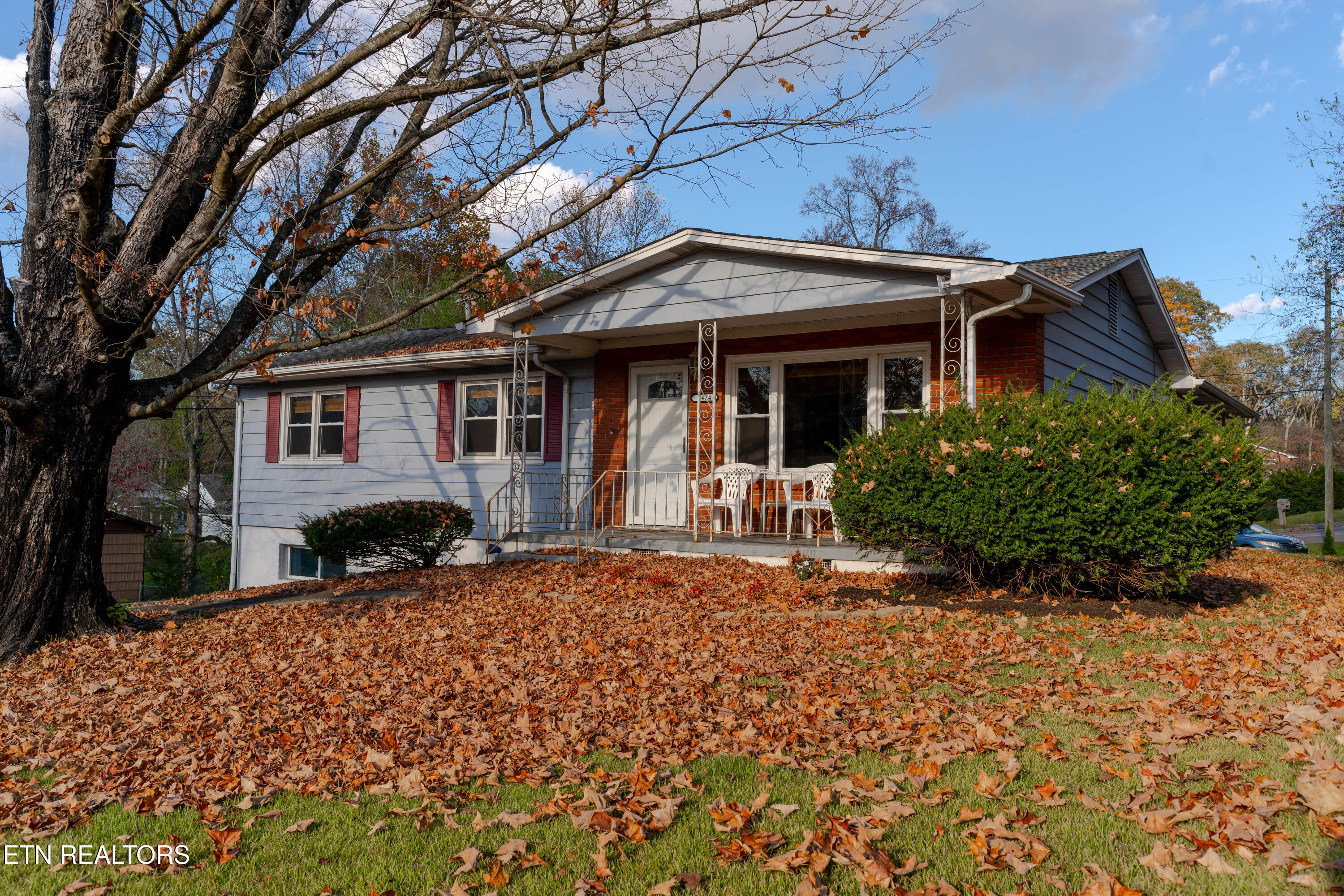 3424 Whittle Springs Rd
