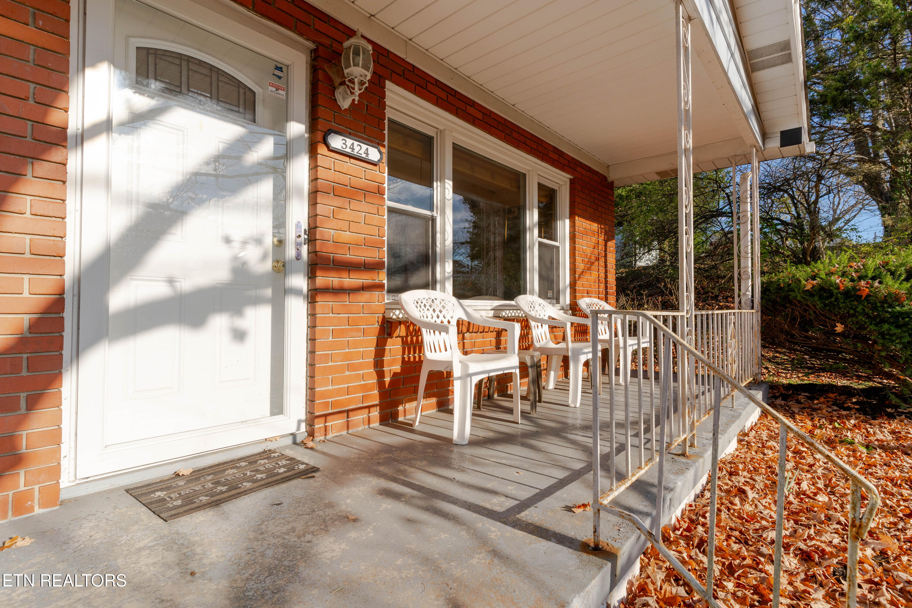 3424 Whittle Springs Rd